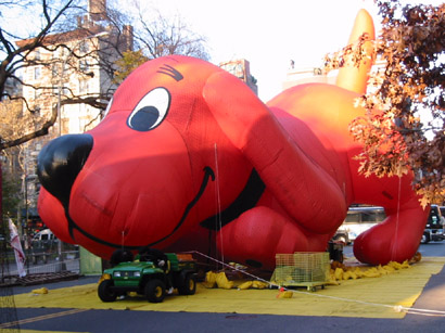 Clifford the Big Red Dog balloon on a New York street